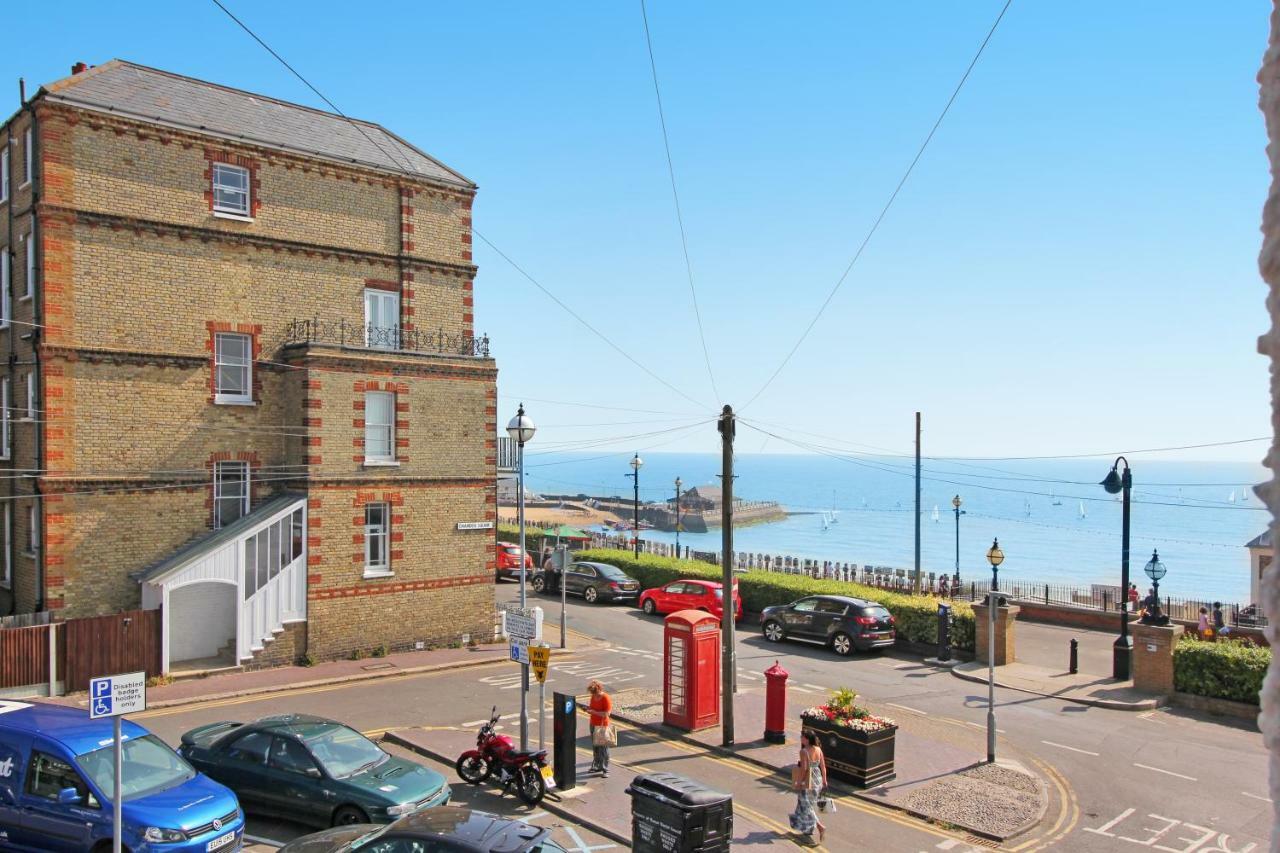 Ocean Outlook - Broadstairs Best! Екстер'єр фото